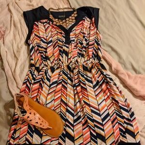 Sleeveless dress.